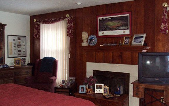 2nd image of 801 Oak Dr