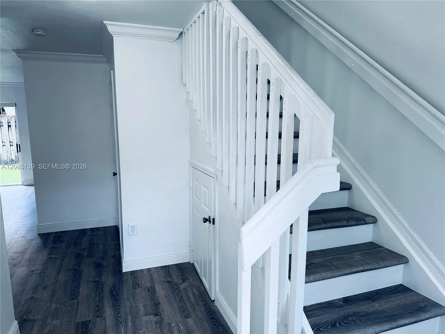 Empyrean Townhomes Condo — Photo 4