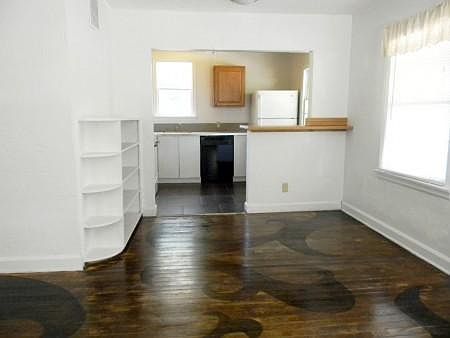 3rd image of 1118 NW 4th Ave #1