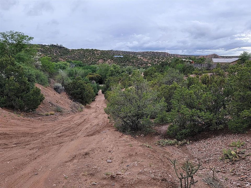 2nd image of 6 Vista Del Cuervo