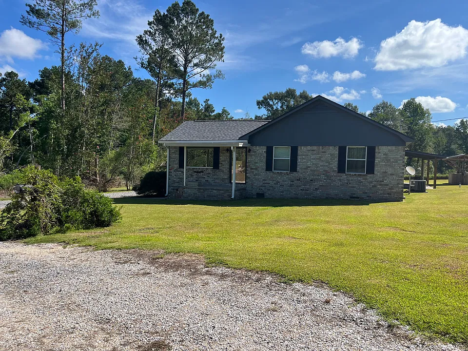 1164 Highway 15 S