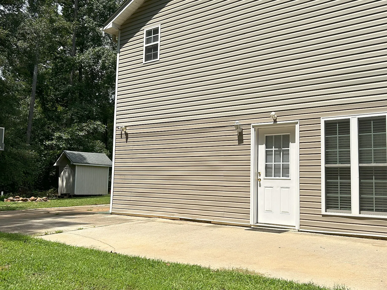 2 bed, 1365 sqft, $1,675 — Photo 2