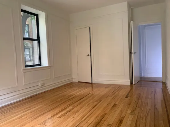 2100 Bronx Park East 1D image 4 of 5