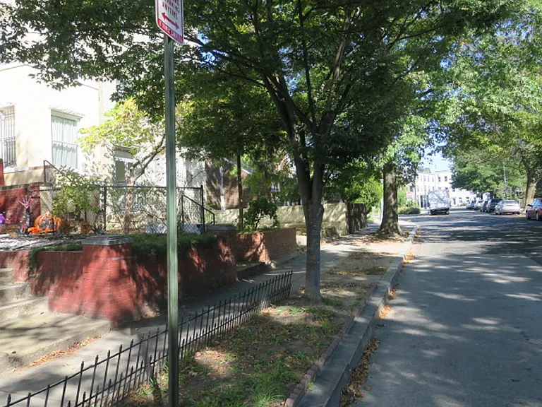 1031 Park Rd NW #2 — Photo 11
