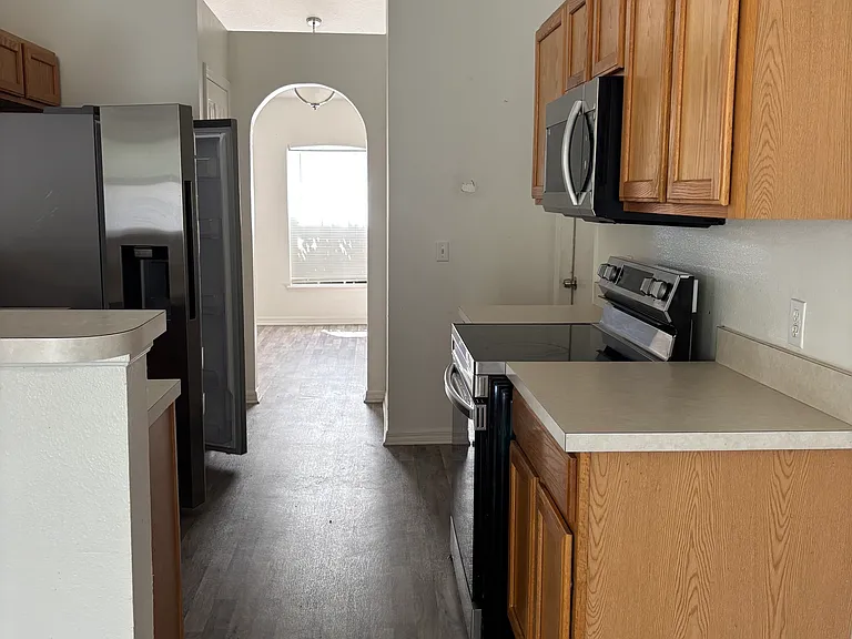 16140 SW 19th Avenue Rd — Photo 4