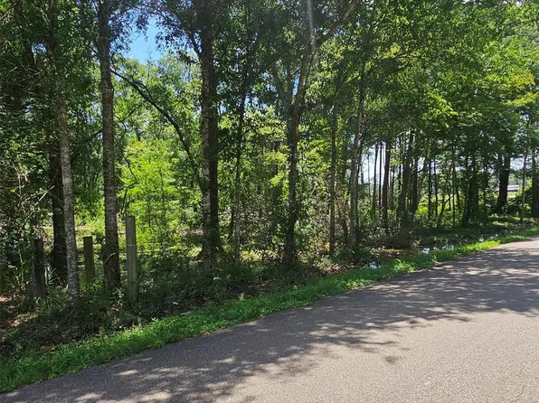 E River Rd, Splendora, TX 77372