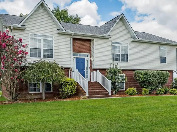 130 Prosperity Dr, Baxter, TN 38544