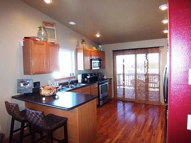 2nd image of 365 Redrock Cir