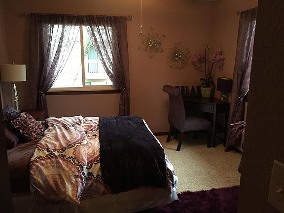3rd image of 16262 W Coachlight Dr