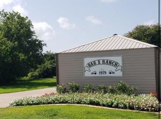 652 Pony Trl, Angleton, TX 77515