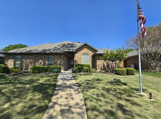 1112 Tahlequah Trl, Carrollton, TX 75007