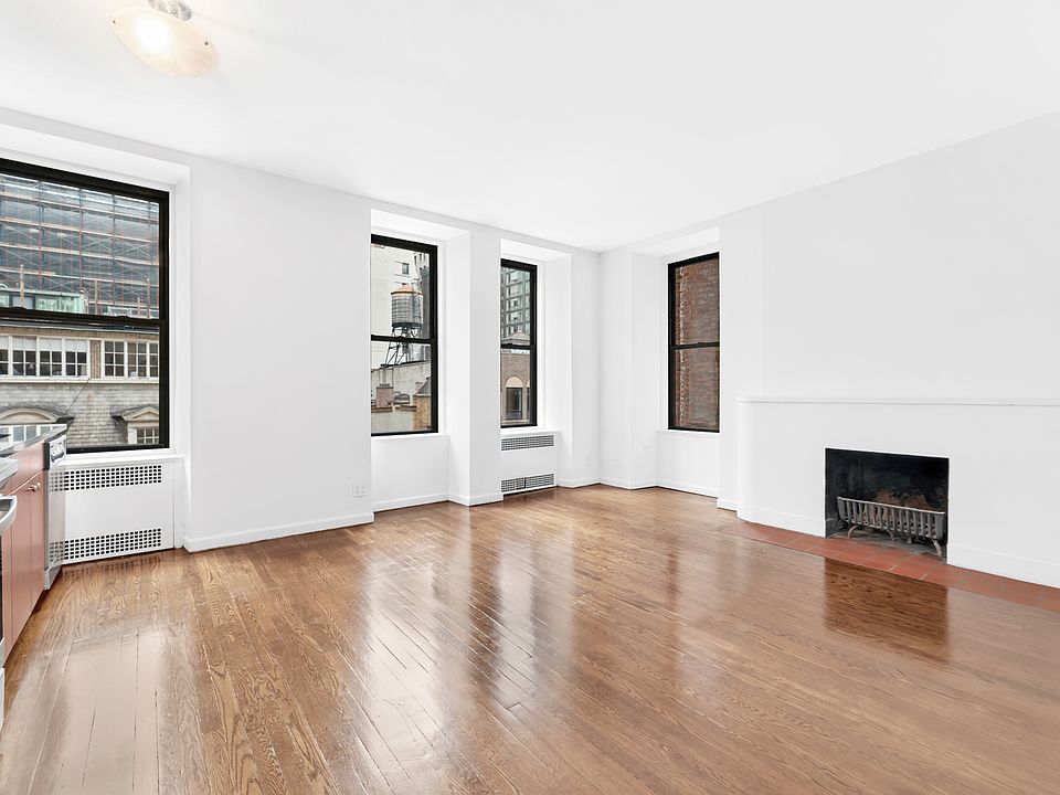 1st image of 121 Madison Ave APT 6H