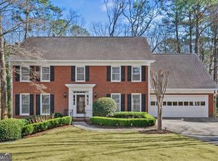 235 Nestor Ct, Roswell, GA 30076