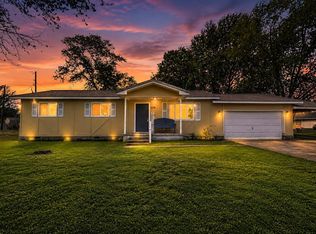 520 Meadowlark Ln, Commerce, OK 74339