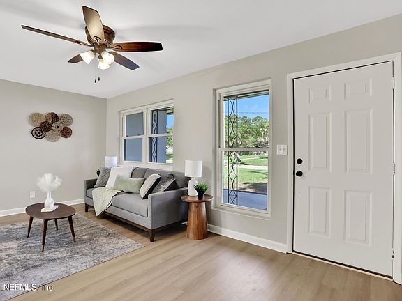 2nd image of 2633 EMILY Drive