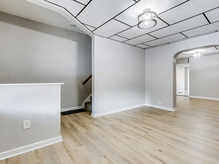 1202 Woodland Ave — Photo 5