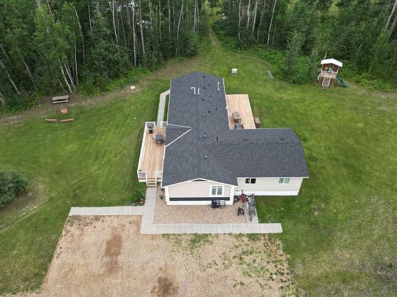 3rd image of 105520 Range Road 151a