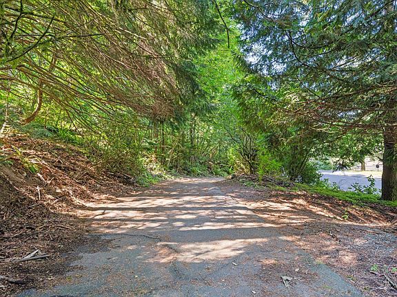 5th image of 3680 Vance Rd