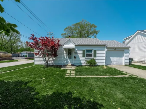 1282 Summit Dr, Mayfield Heights, OH 44124