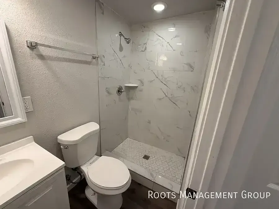 1 Bed 1 Bath Home Available for Lease at Villa Rosa (Modernette) - Apply Now! — Photo 4