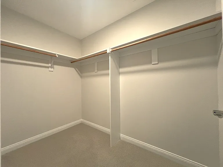 Closet 1
