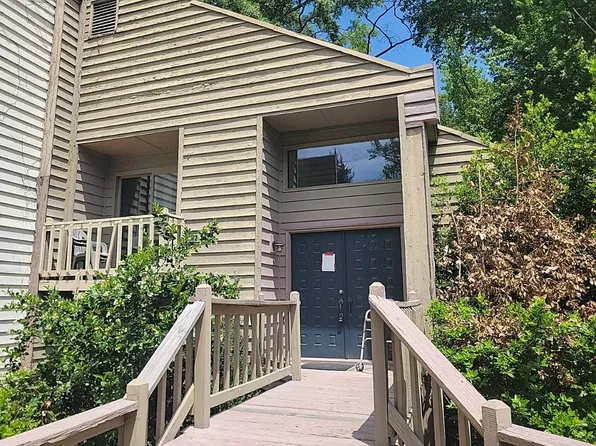 4707 Five Springs Ct, Midlothian, VA 23112