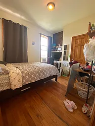 Rented by R New York