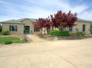 2105 Laurel Park Pl, Champaign, IL