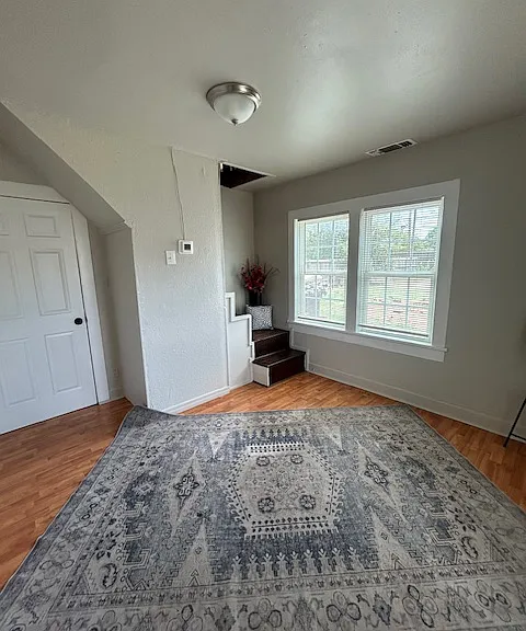 1409 S Western St — Photo 6