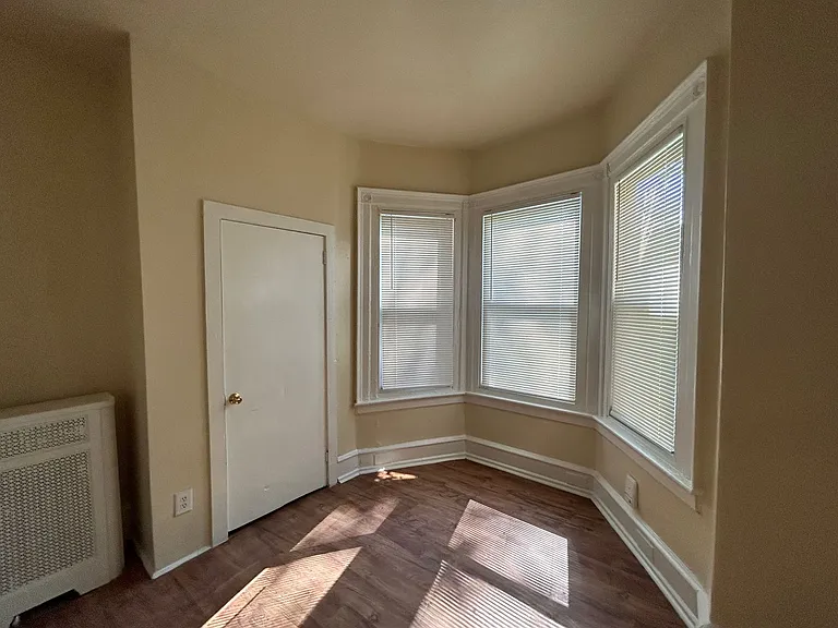 1330 West Hunting Park Avenue — Photo 13