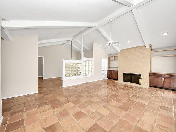 5th image of 2210 Linea Del Pino St