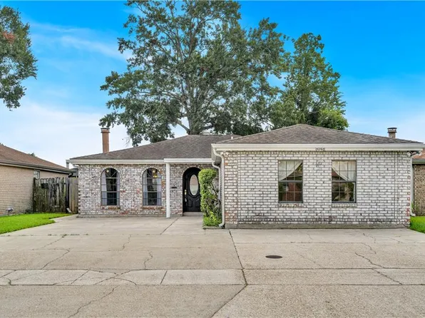 5048 Dueling Oaks Ave, Marrero, LA 70072
