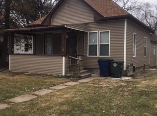 719 W 1st St, Waterloo, IA 50701