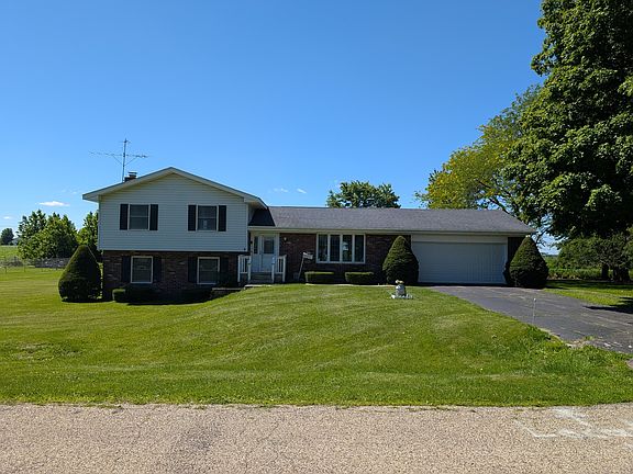 2nd image of 201 Meadow Ln