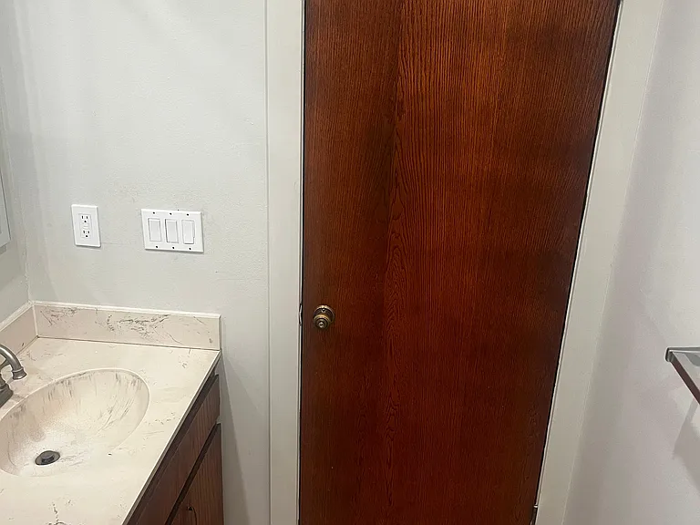 322 Avenue A #3 — Photo 9