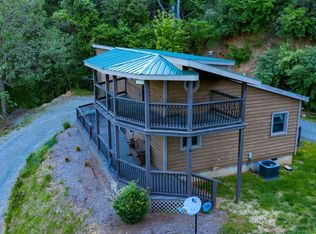 3643 Pleasant Grove Rd, Independence, VA 24348