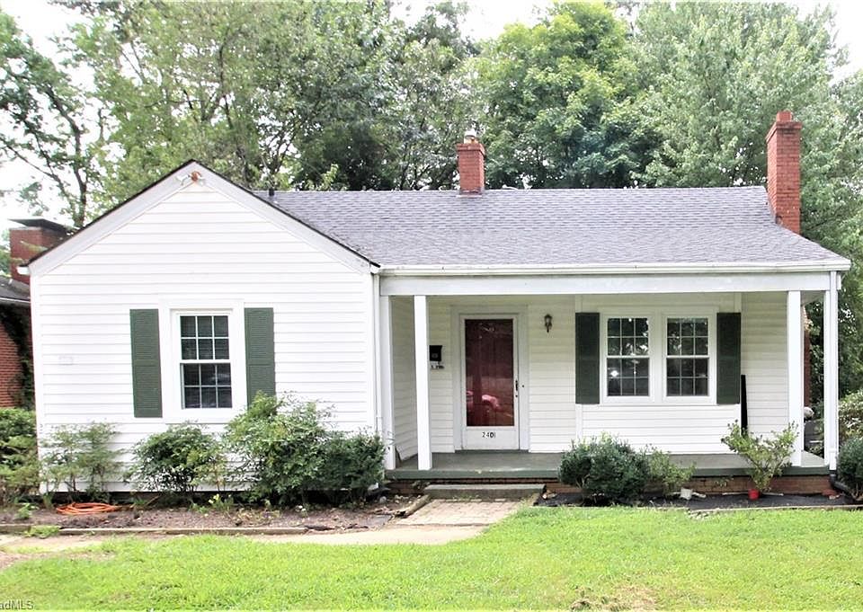 1st image of 2401 W Friendly Ave