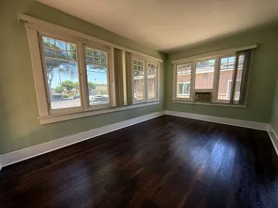 8226 S Painter Ave #B — Photo 6