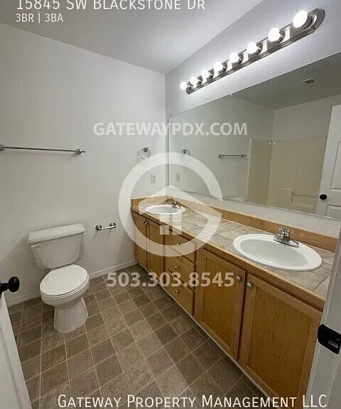 15845 SW Blackstone Dr — Photo 17