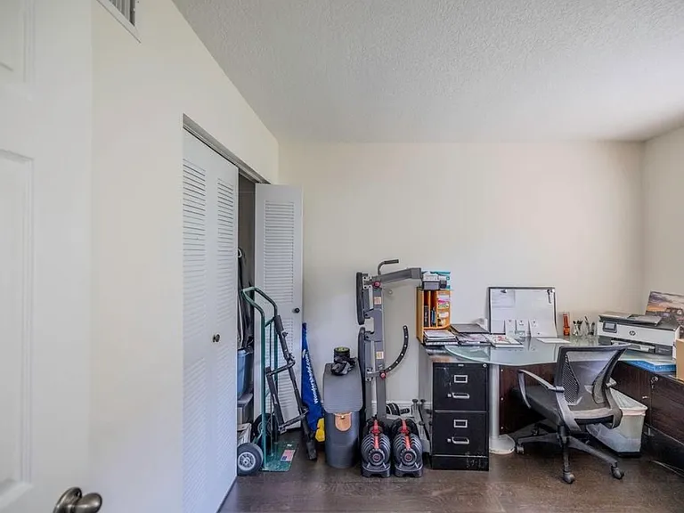 6245 SW 47th Mnr #101 — Photo 34