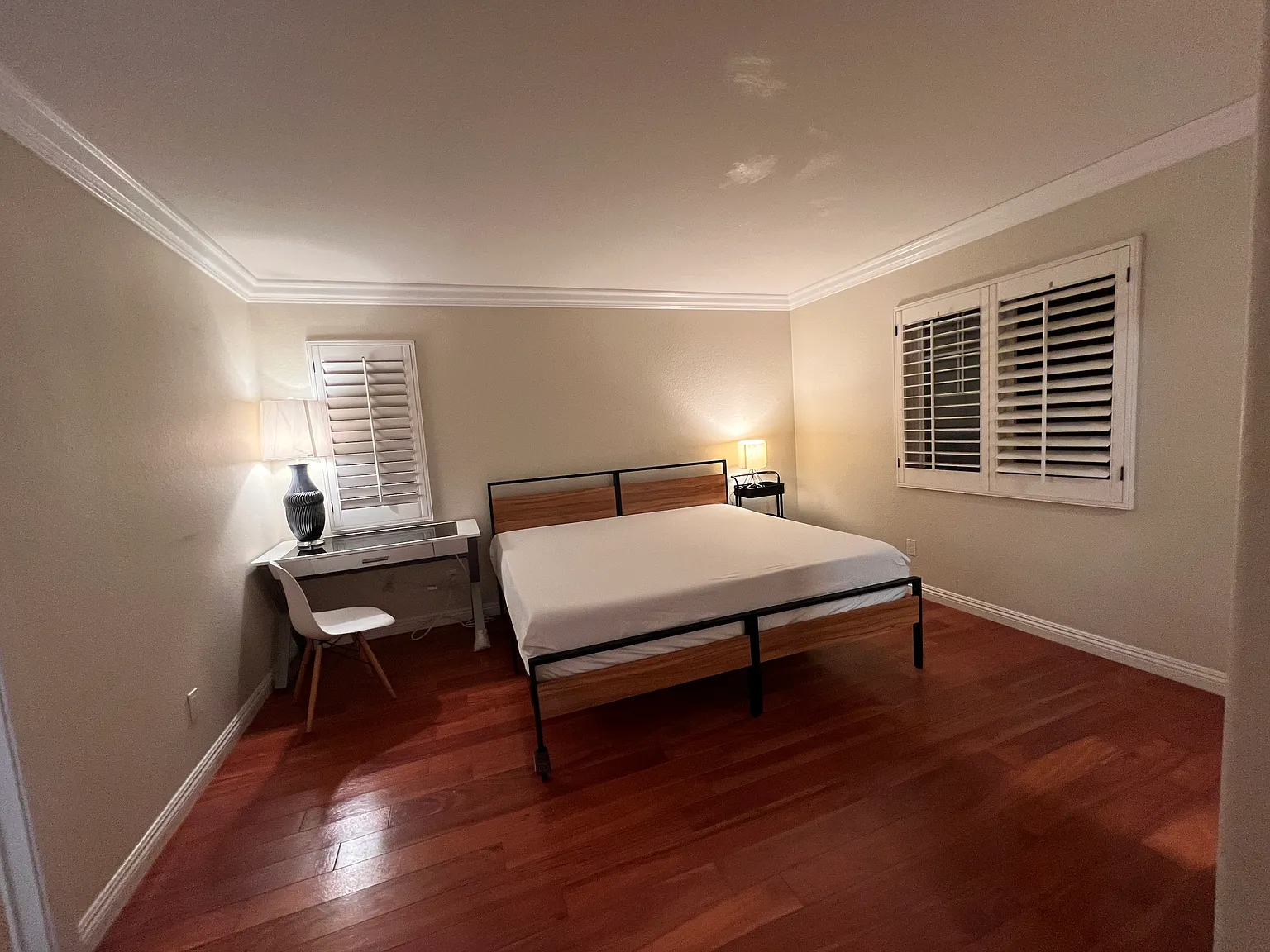 5 bed, 3120 sqft, $1,500 — Photo 4