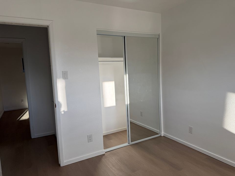 1st image of 4509 Douglas Macarthur Rd NE #A