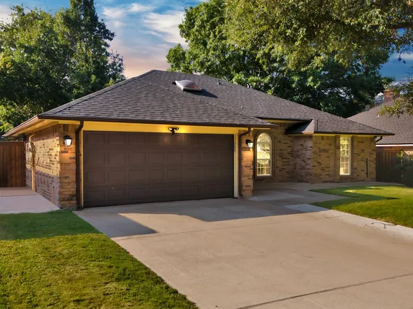 5033 Barberry Dr, Fort Worth, TX 76133