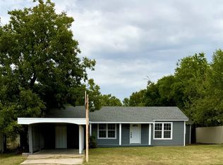 1303 Court Cir, Bridgeport, TX 76426