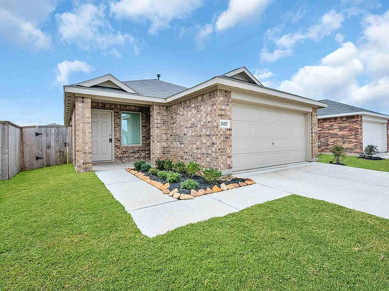 26827 Cenzontle Dr — Photo 2