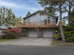 460 16th Ave, Seaside, OR 97138