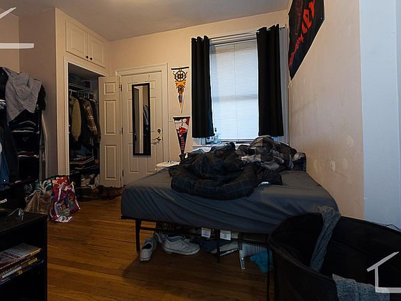 5th image of 73 Thatcher St #102RK