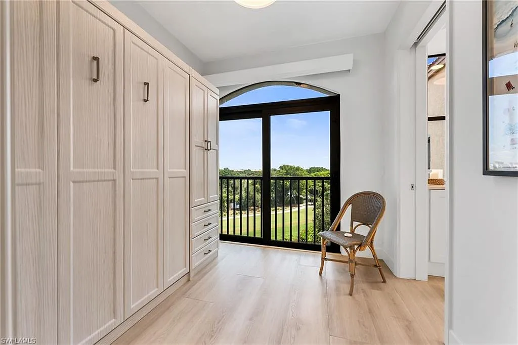 2 bed, 2.0 bath, 1550 sqft, $13,000 — Photo 4