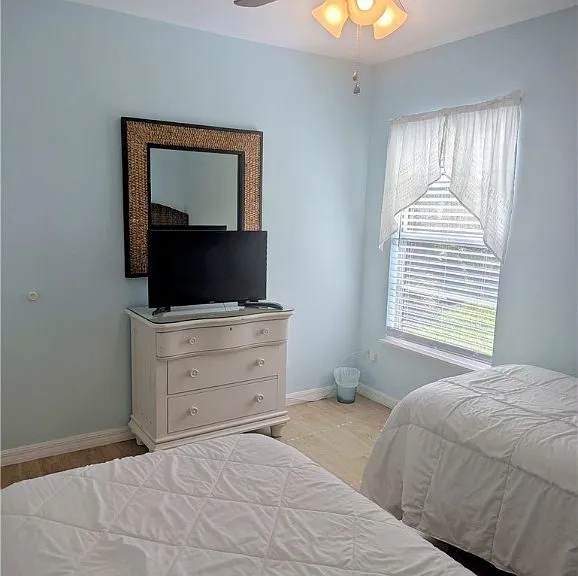 2535 SW 28th Pl — Photo 21