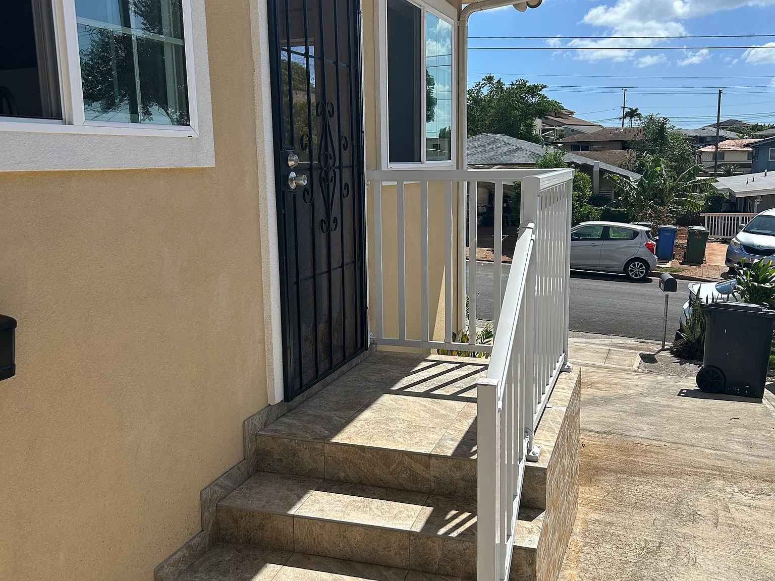 2 bed, 760 sqft, $2,400 — Photo 2